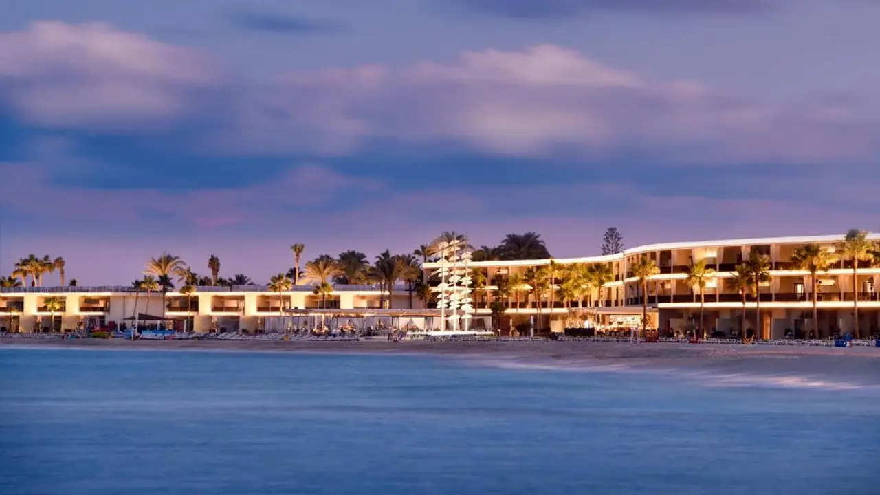 الفندق العلمين - العلمين